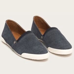 Frye Melanie Canvas Upper Denim Embossed Slip On Sneaker‎ Blue Sz 7.5 Minimalist